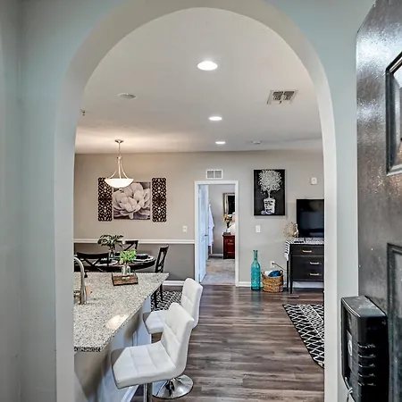 Westside Retreat With Private Balcony Nr Dwtn Jax Appartement